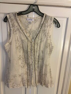 Calvin Klein Cream Floral V-Neck Sleeveless Top